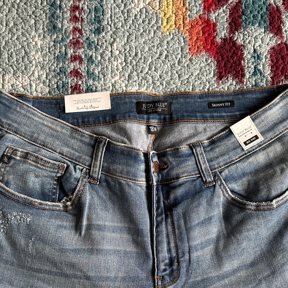 Judy Blue Light Wash Denim Jeans